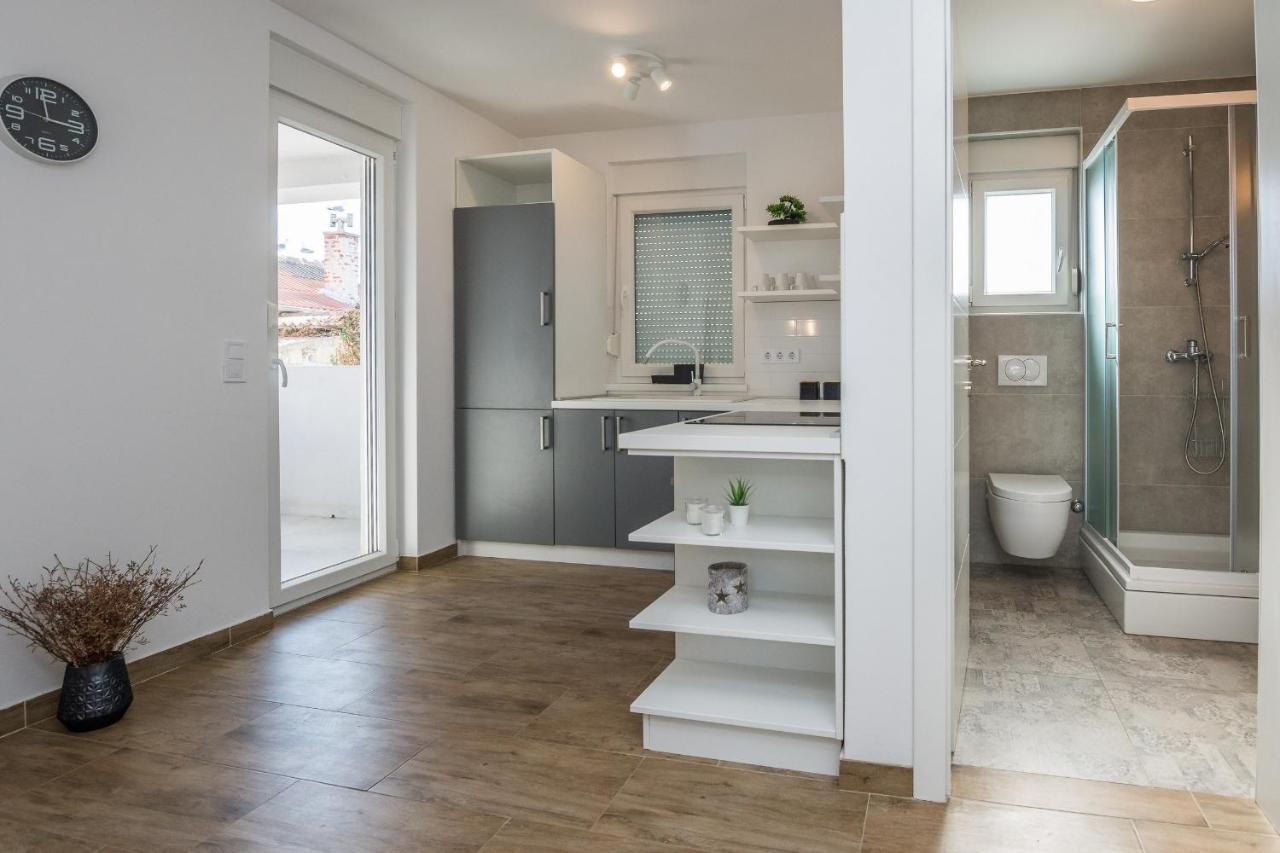 Apartments Pejakovic Вир Экстерьер фото