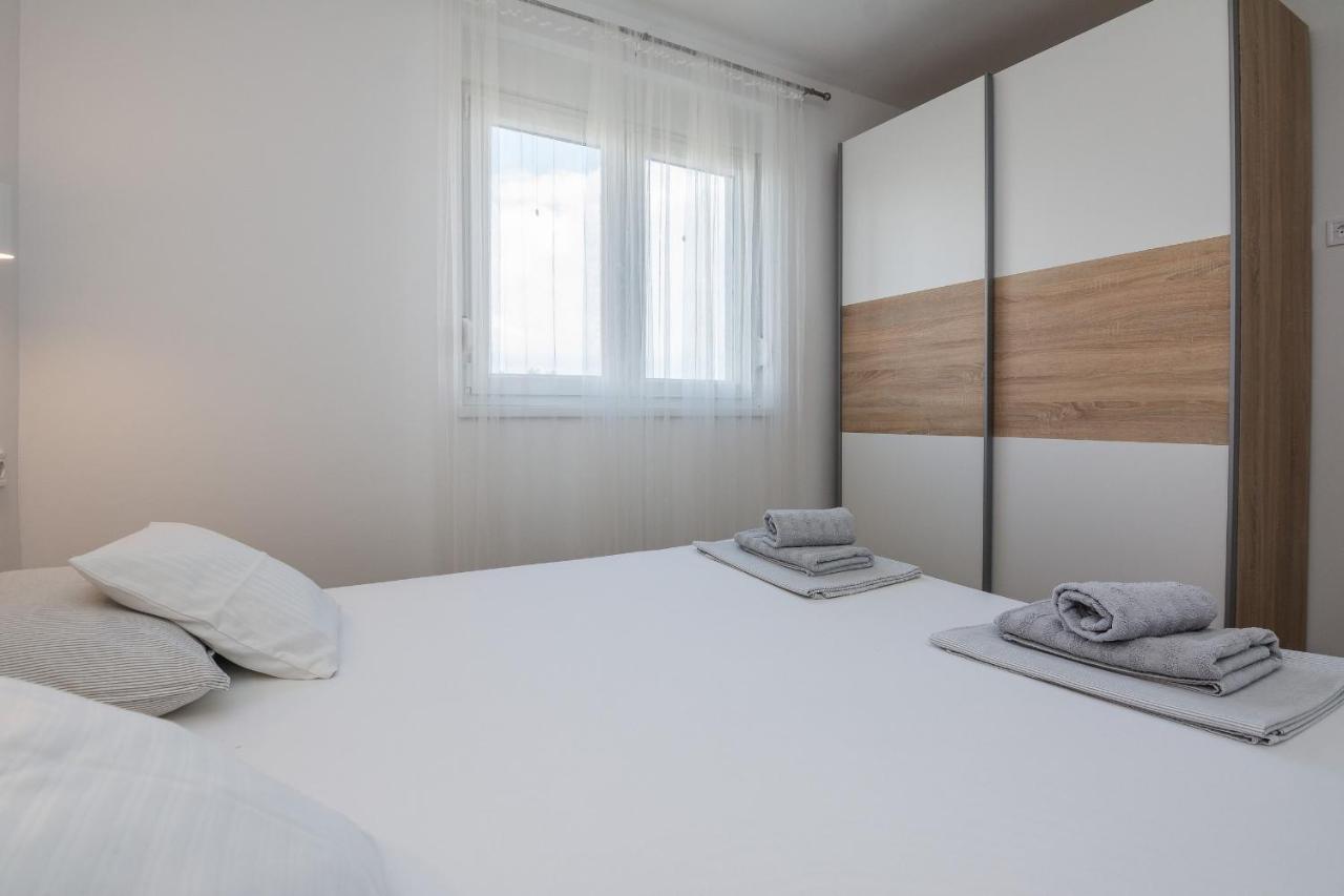 Apartments Pejakovic Вир Экстерьер фото