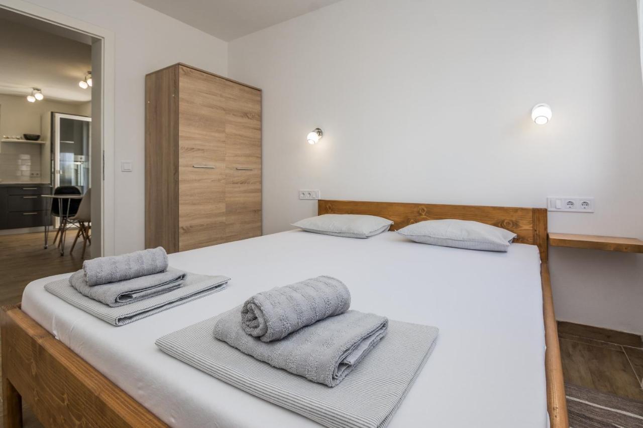 Apartments Pejakovic Вир Экстерьер фото