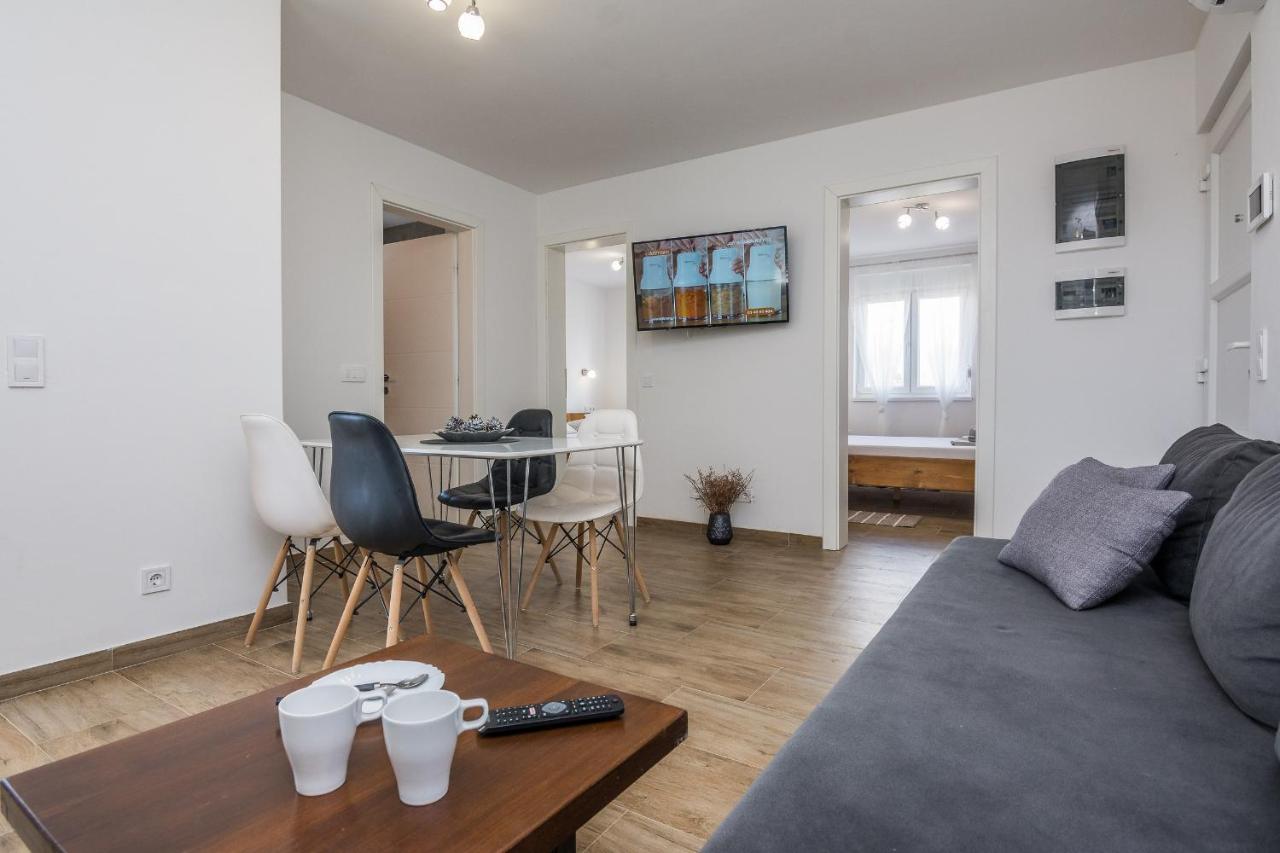 Apartments Pejakovic Вир Экстерьер фото